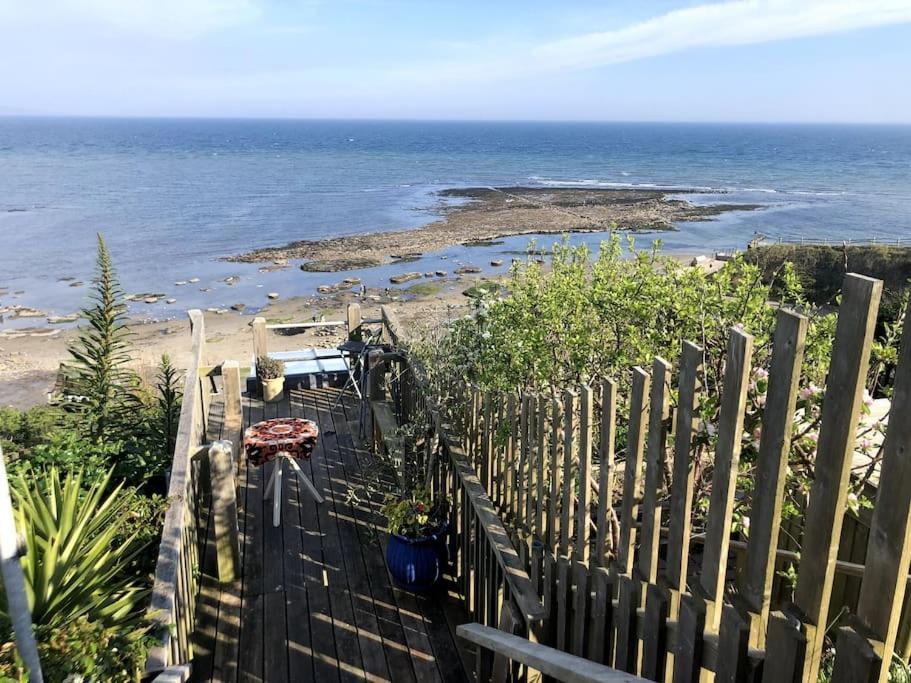 Lyme Clifftop Hideaway Λάιμ Ρέγκις Εξωτερικό φωτογραφία